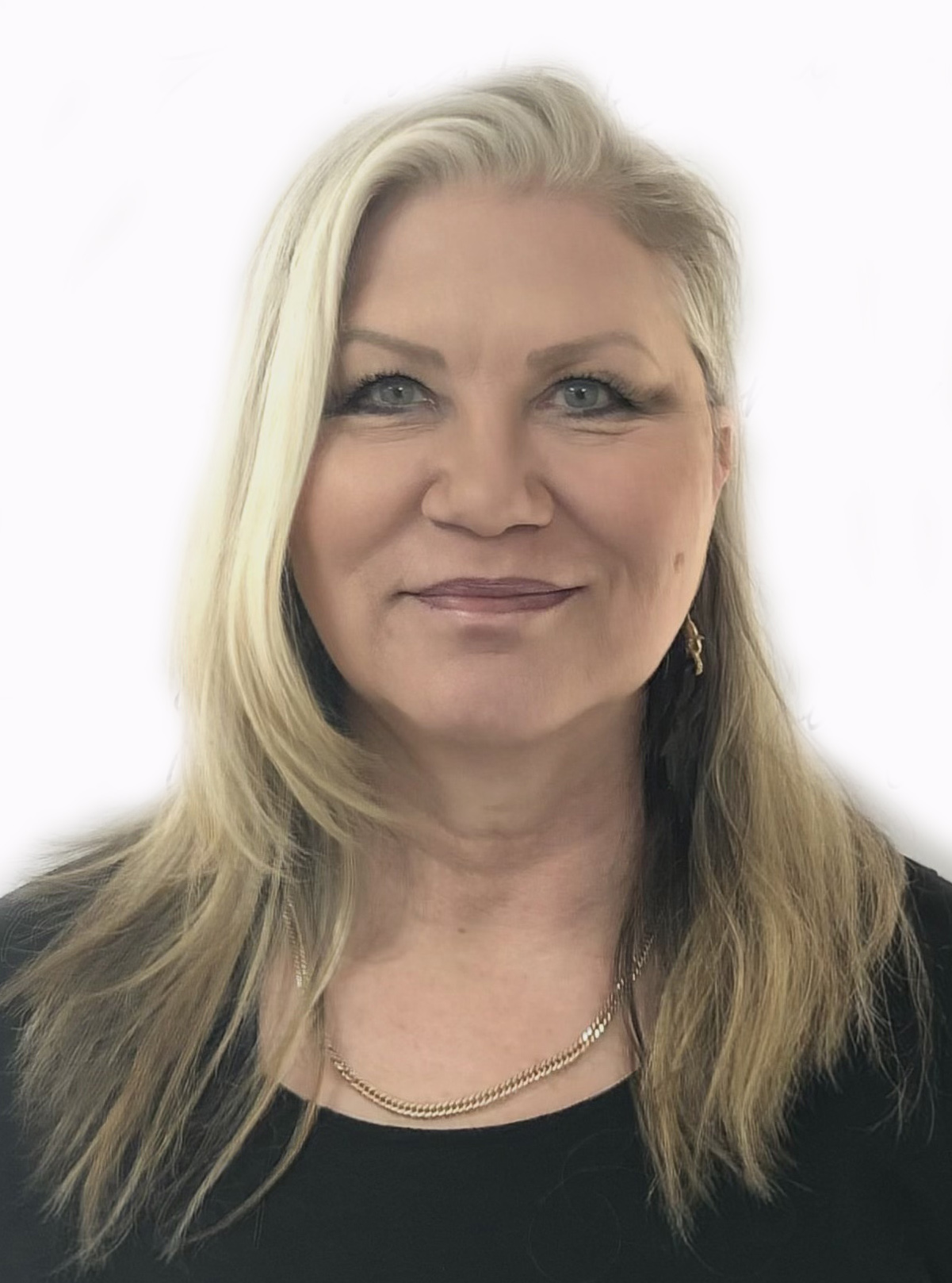 Debra Dedyluk — Fine Arts Instructor & Tattoo Artist