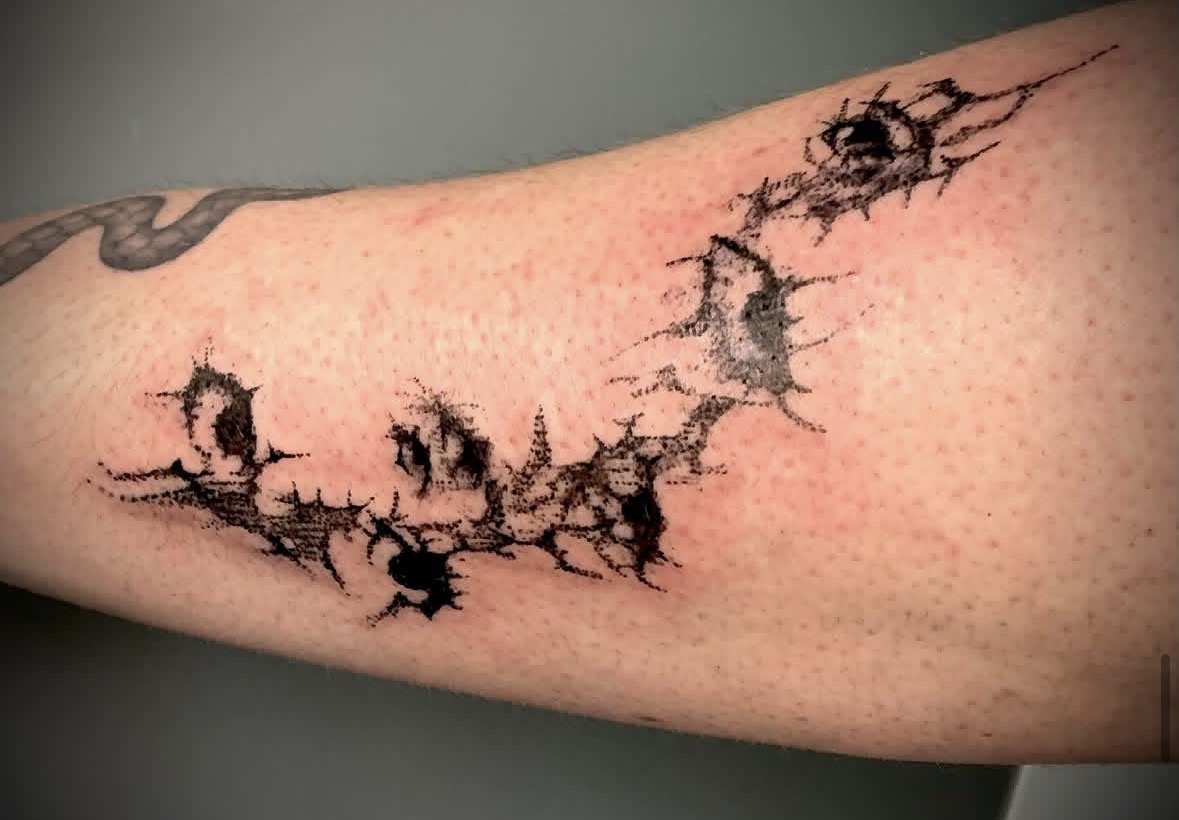 Abstract Blackwork Torn Ink Trail